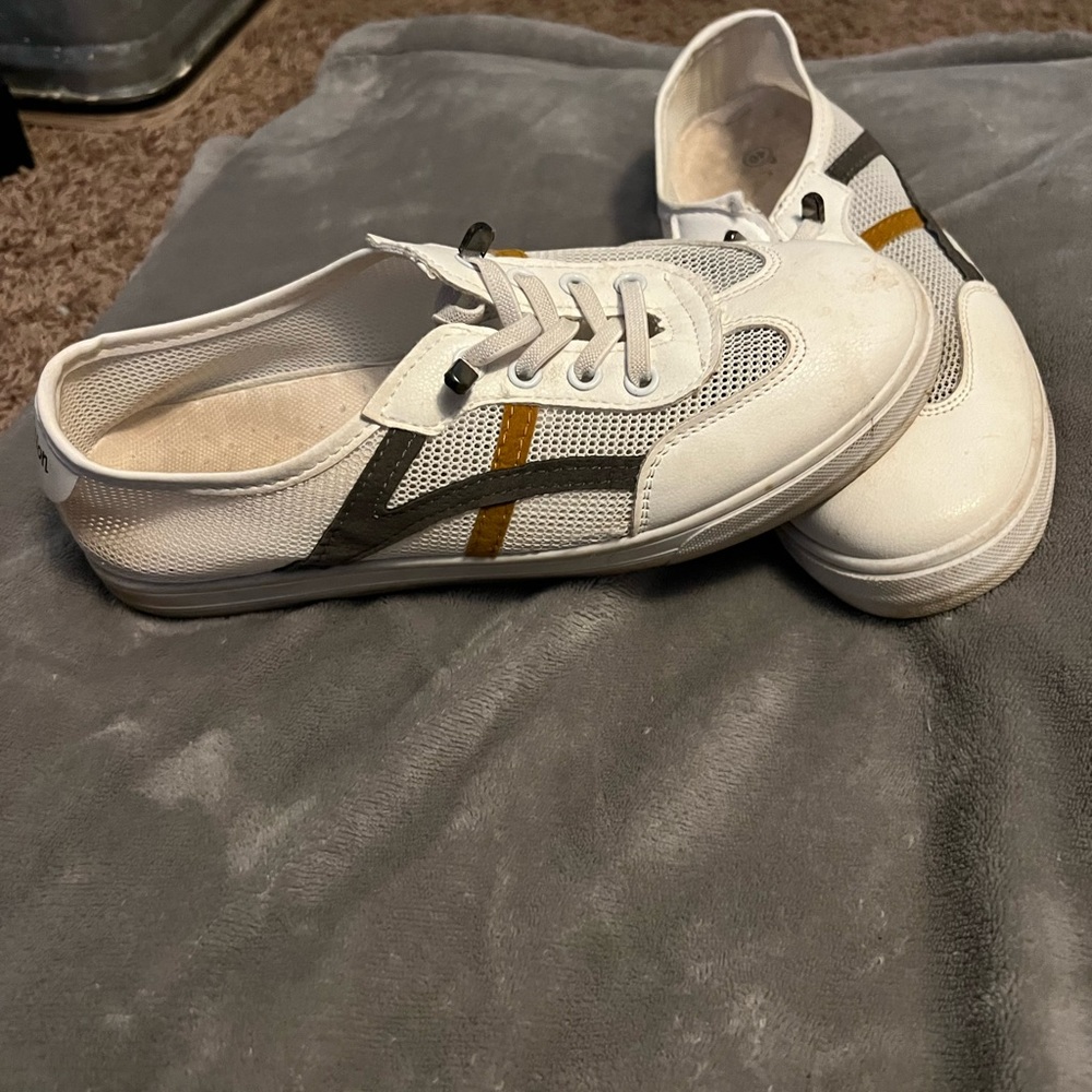 White netted sneakers